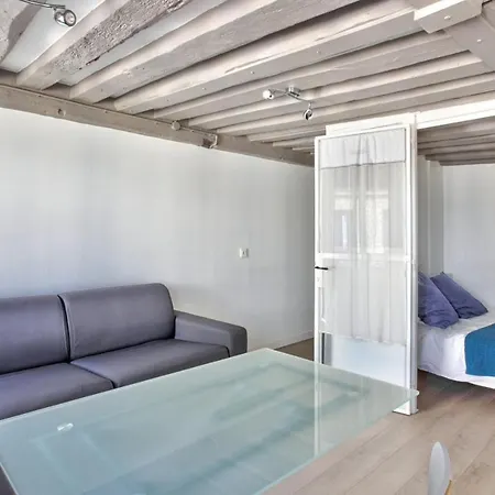 Apartment Studio Near Notre-dame De Cathedral