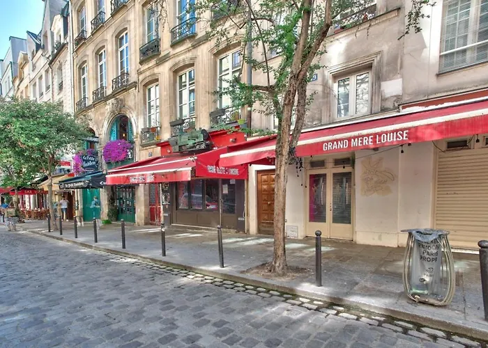 Studio Near Notre-dame De Cathedral Lägenhet